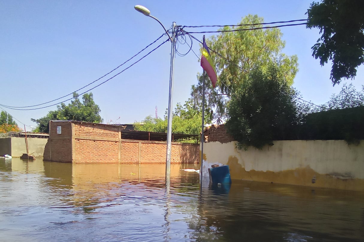 Dégâts causés par de fortes pluies qui ont provoqué des inondations au Tchad, en 2022. © Abdullaue Adem / Anadolu via AFP