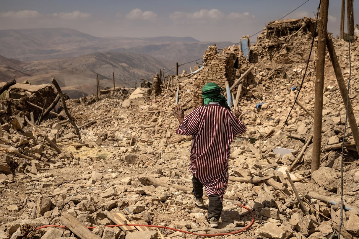 Un survivant du séisme dans le village de Douzrou, dans la province d’El Haouz, le 12 septembre 2023. © FADEL SENNA/AFP