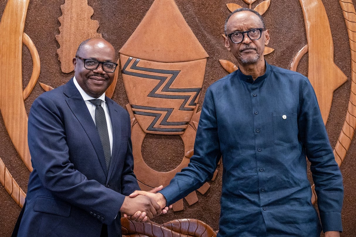 Justin Nsengiyumva, le nouveau Premier ministre, et Paul Kagame, à la présidence, le 24 juillet 2025.