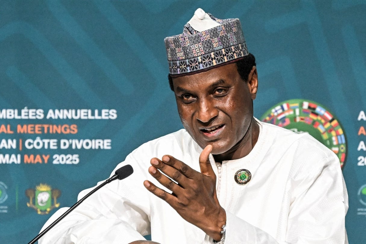Le Premier ministre nigérien Ali Lamine Zeine lors de la réunion annuelle du Groupe de la Banque africaine de développement à Abidjan, le 27 mai 2025. © ISSOUF SANOGO / AFP