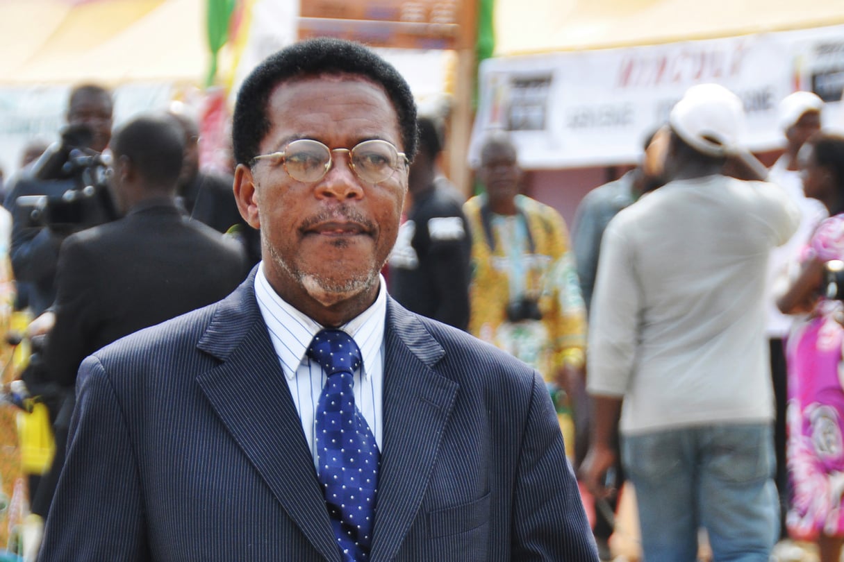 Au Cameroun Paul Biya Peut il Sacrifier Jean Nkuete Le Secr taire au-cameroun-paul-biya-peut-il-sacrifier-jean-nkuete-le-secr-taire