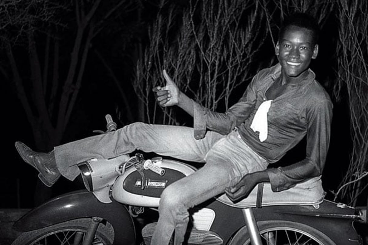 « Ok pour la boîte de nuit  »( vers 1970) © Philippe Koudjina/Courtesy Revue noire.