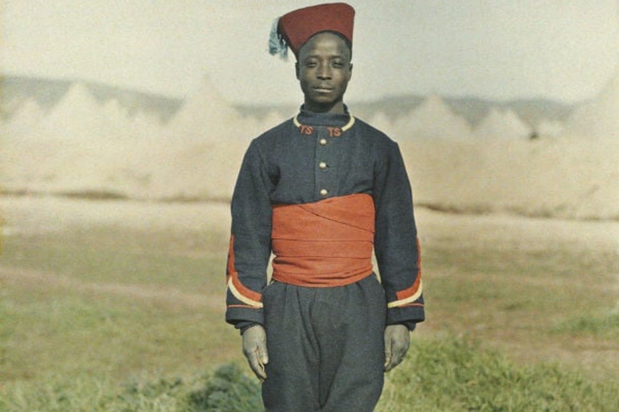 Un tirailleur sénégalais à Fez en 1913. © Stéphane Passet (1875-1942)/Albert Kahn
