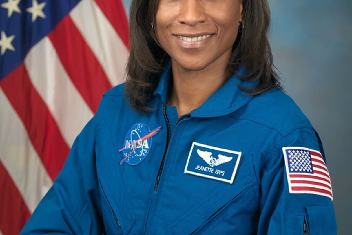Jeanette Epps, première astronaute noire à partir en mission sur la station spatiale internationale. © NASA/JSC/Robert Markowitz/CC/Wikimedia Commons