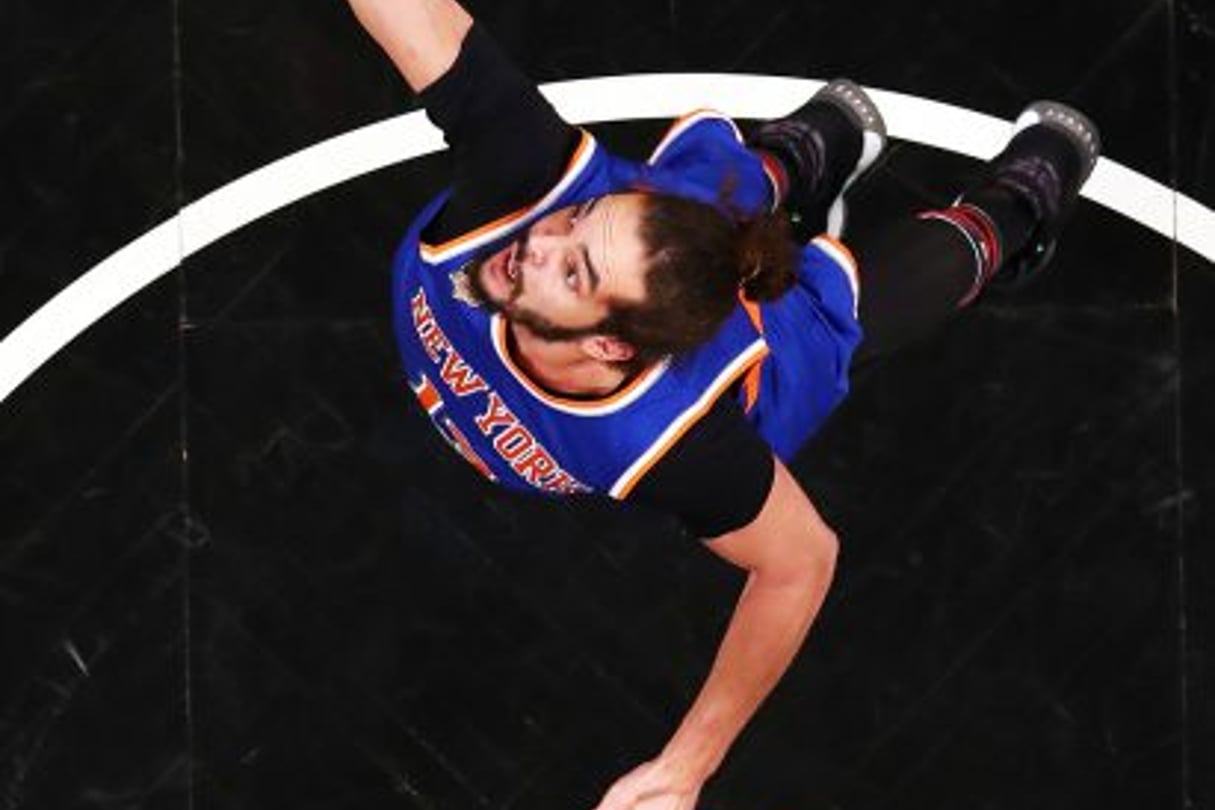 Joakim Noah, membre des Knicks, lors d’un match contre les Nets au centre Barclays, à New York, le 1er février 2017. © Al Bello/Getty Images/AFP