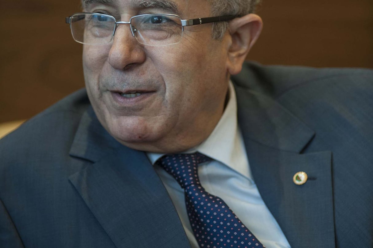 Ramtane Lamamra, l’ancien ministre des Affaires étrangères algérien, dans son bureau a Alger, le 19 juillet 2014. © Louiza AMMI pour JA