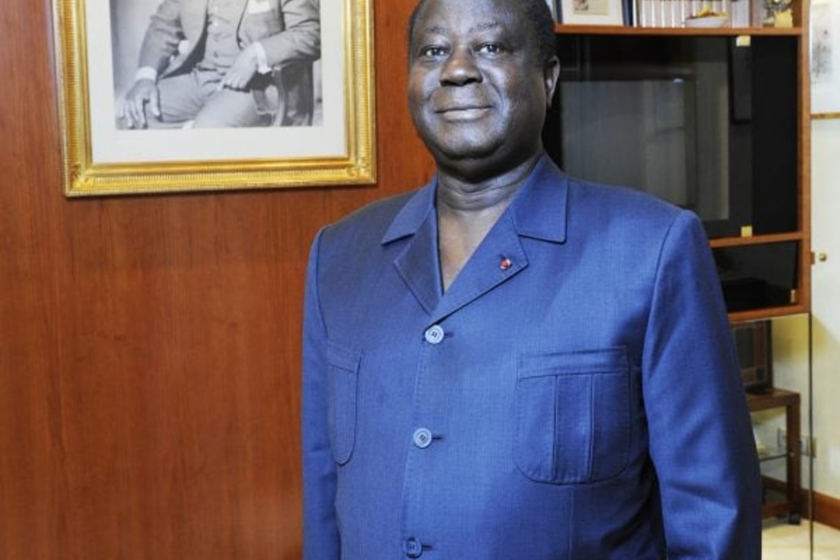 Henri Konan Bédié (Côte d’Ivoire), devenu président de la Côte d’Ivoire après la mort de Félix Houphouët-Boigny en 1993, puis renversé par le coup d’Etat de Robert Guéï le 24 décembre 1999. Lors d’une interview accordée à Jeune Afrique à son domicile parisien, le 19.09.2011.  © Vincent Fournier/JA © Vincent Fournier/JA