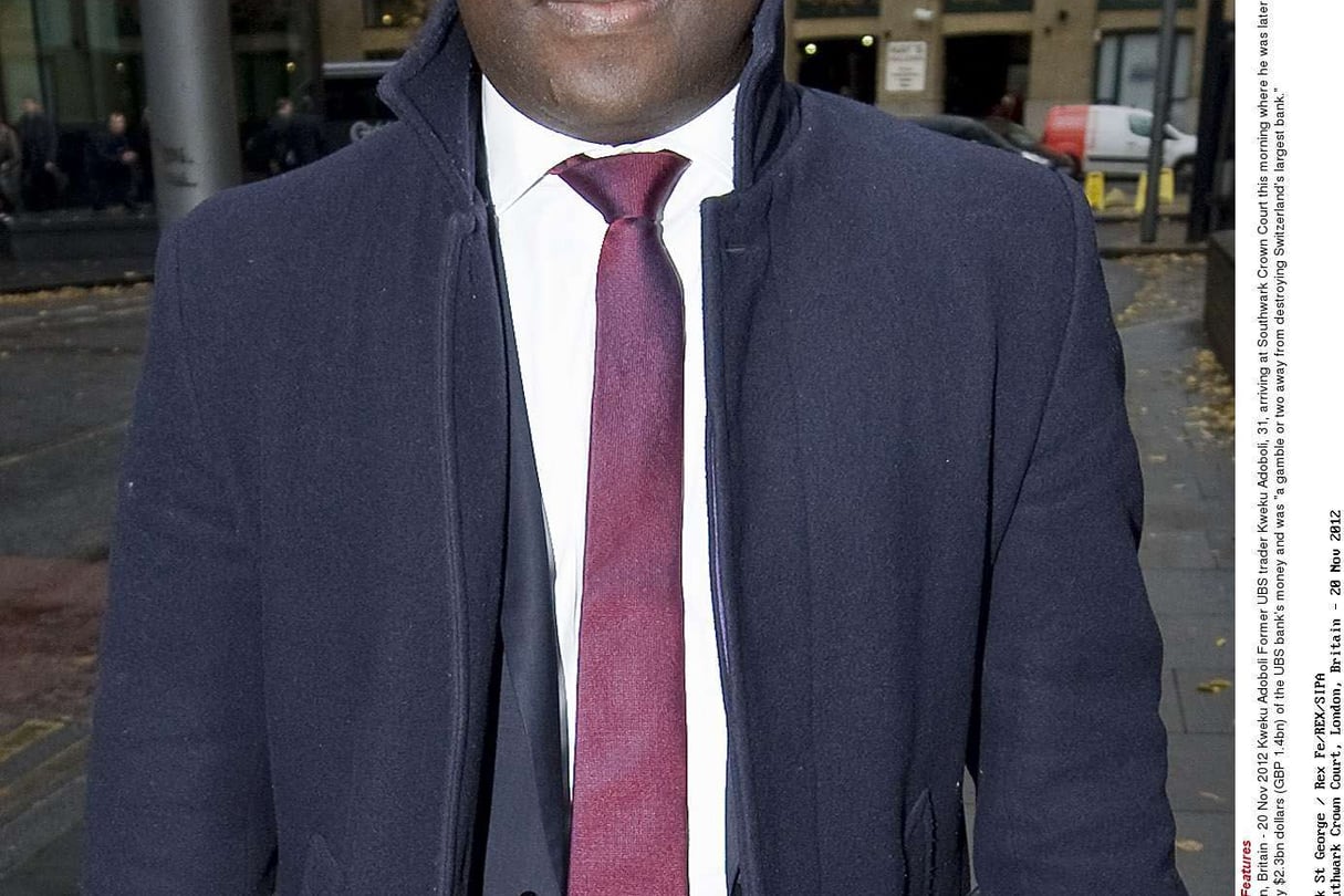 Mandatory Credit: Photo by Mark St George / Rex Features (1976864g)Kweku AdoboliUBS trader Kweku Adoboli trial at Southwark Crown Court, London, Britain – 20 Nov 2012Former UBS trader Kweku Adoboli, 31, arriving at Southwark Crown Court this morning where he was later jailed for seven years after being found guilty of two counts of fraud. He was cleared of four charges of false accounting. Adoboli gambled away $2.3bn dollars (GBP 1.4bn) of the UBS bank’s money and was « a gamble or two away from destroying Switzerland’s largest bank. »/Rex_KWEKU_1976864G//1211210614 © Mark St George/SIPA