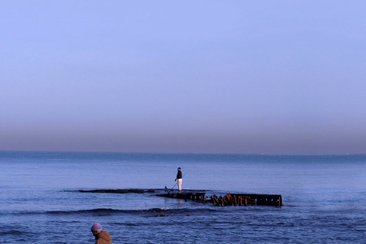 Le long-métrage « Fragments de rêves » de Bahïa Bencheikh-El-Fegoun, sera présenté le 18 juin à l’ABC de Toulouse, le 5 juillet à l’Utopia de Bordeaux, et en novembre à Paris lors du Panorama des cinémas du Maghreb et du Moyen-Orient. © allers retours films