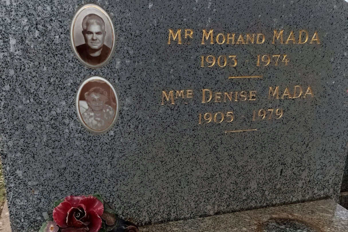 La tombe de Mohand et Denise Mada, arrière-grands-parents de Jordan Bardella, au cimetière de Montreuil.