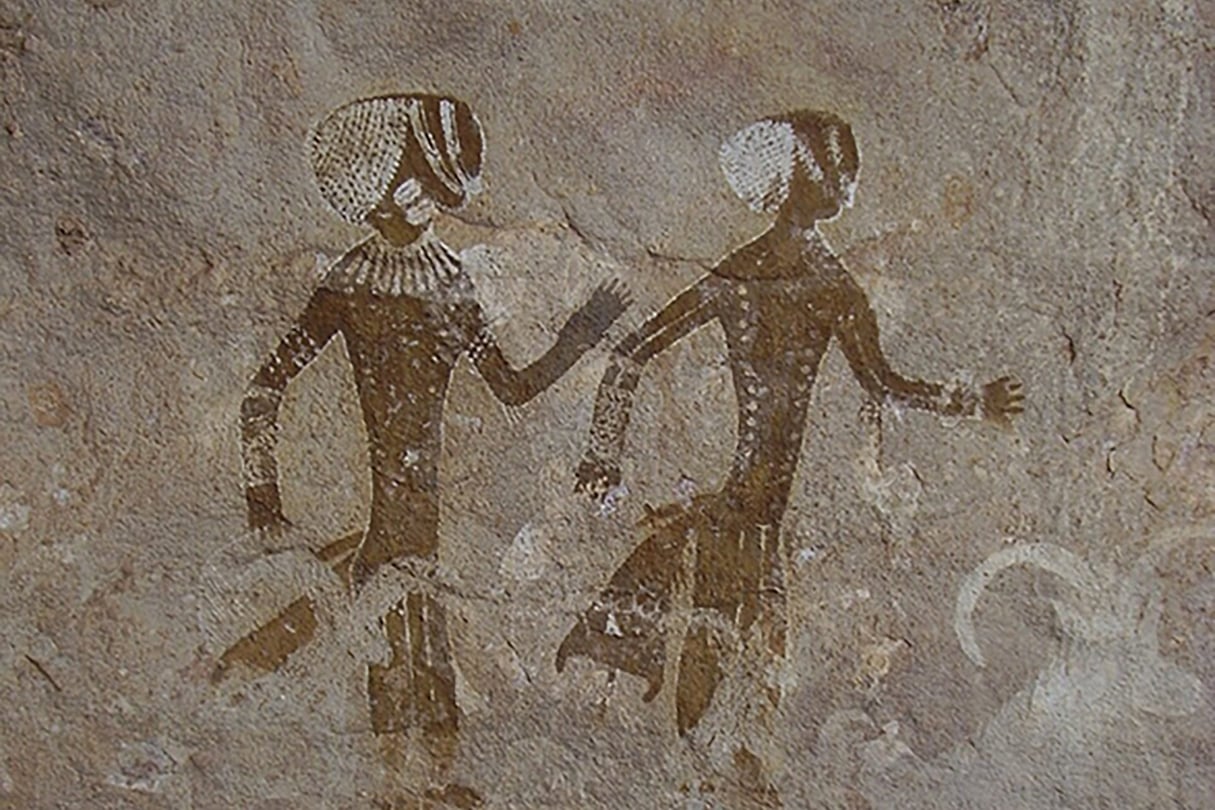 Gravures rupestres à Tassili n'Ajjer, dans le sud-est de l'Algérie &copy; UNESCO / Mohammed Beddiaf