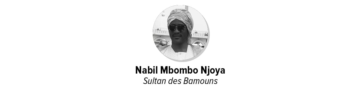 Le premier cercle de Nabil Mbombo Njoya, le roi des Bamouns. © Montage JA