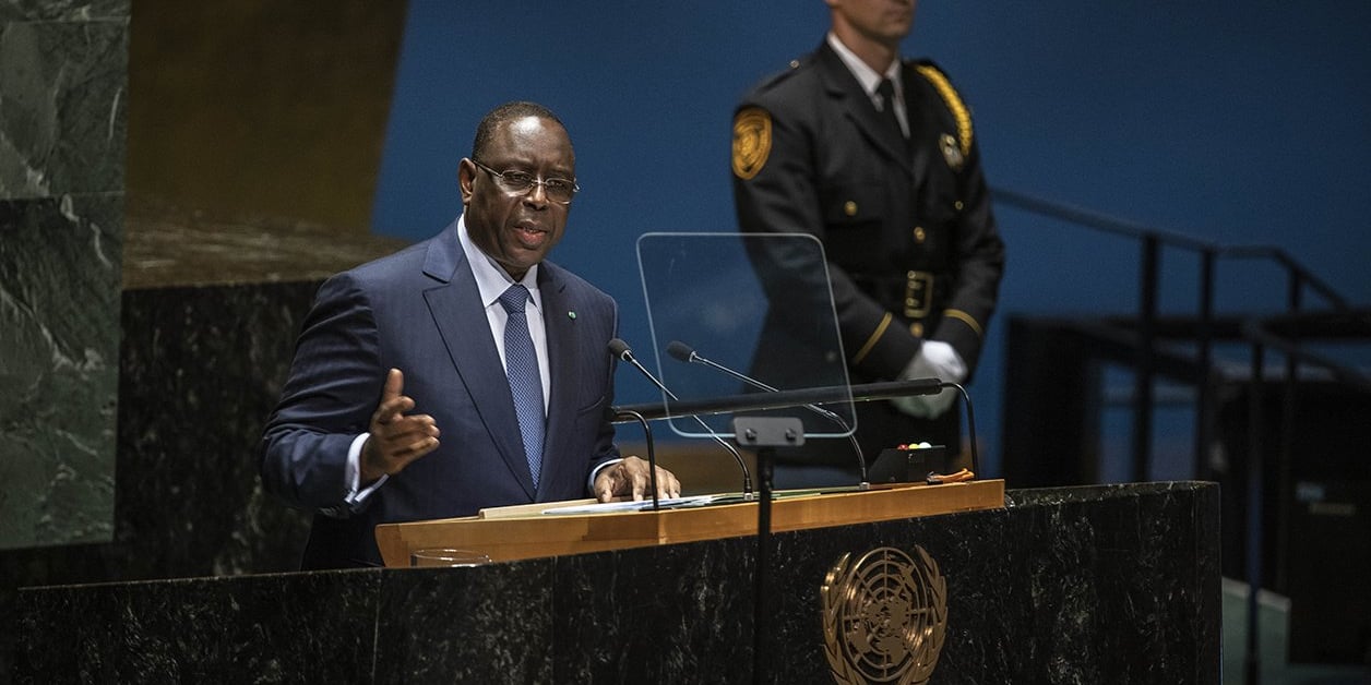 Macky Sall, démocrate à l’étranger, intransigeant au Sénégal