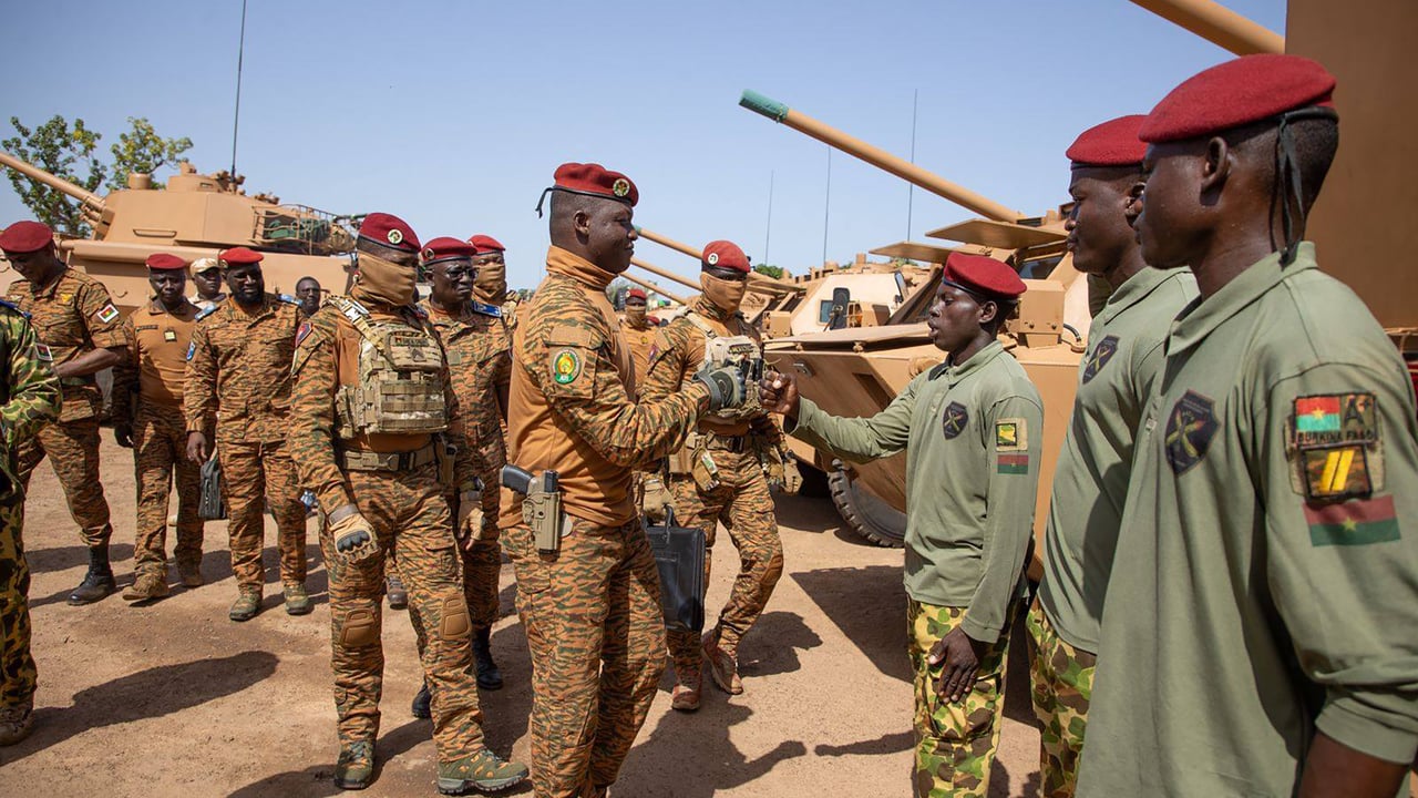 Burkina Faso : « Tous les citoyens en âge de se battre » seront « formés et appelés au besoin »