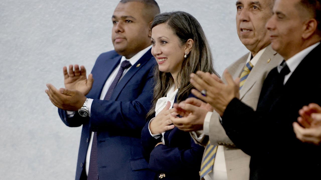 Algérie : qui est Khalida Boufedeche, la nouvelle présidente de l’Assemblée ?