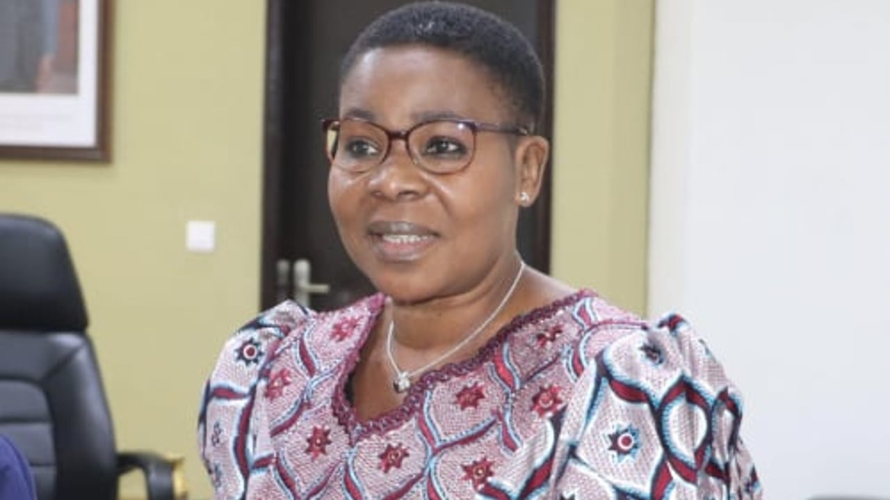 Au Togo, l’ex-ministre des Armées inculpée, le rappeur Aamron en liberté provisoire
