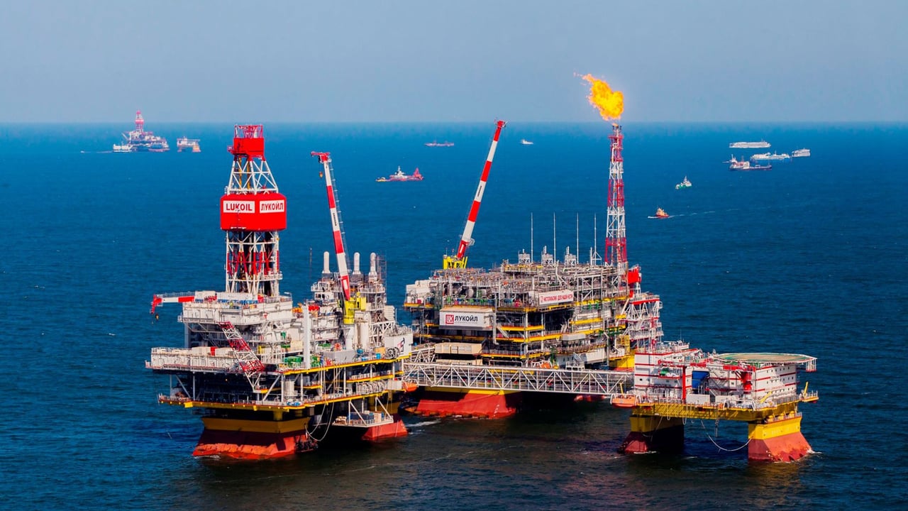 Pétrole : pourquoi ENI boude les actifs africains de Lukoil