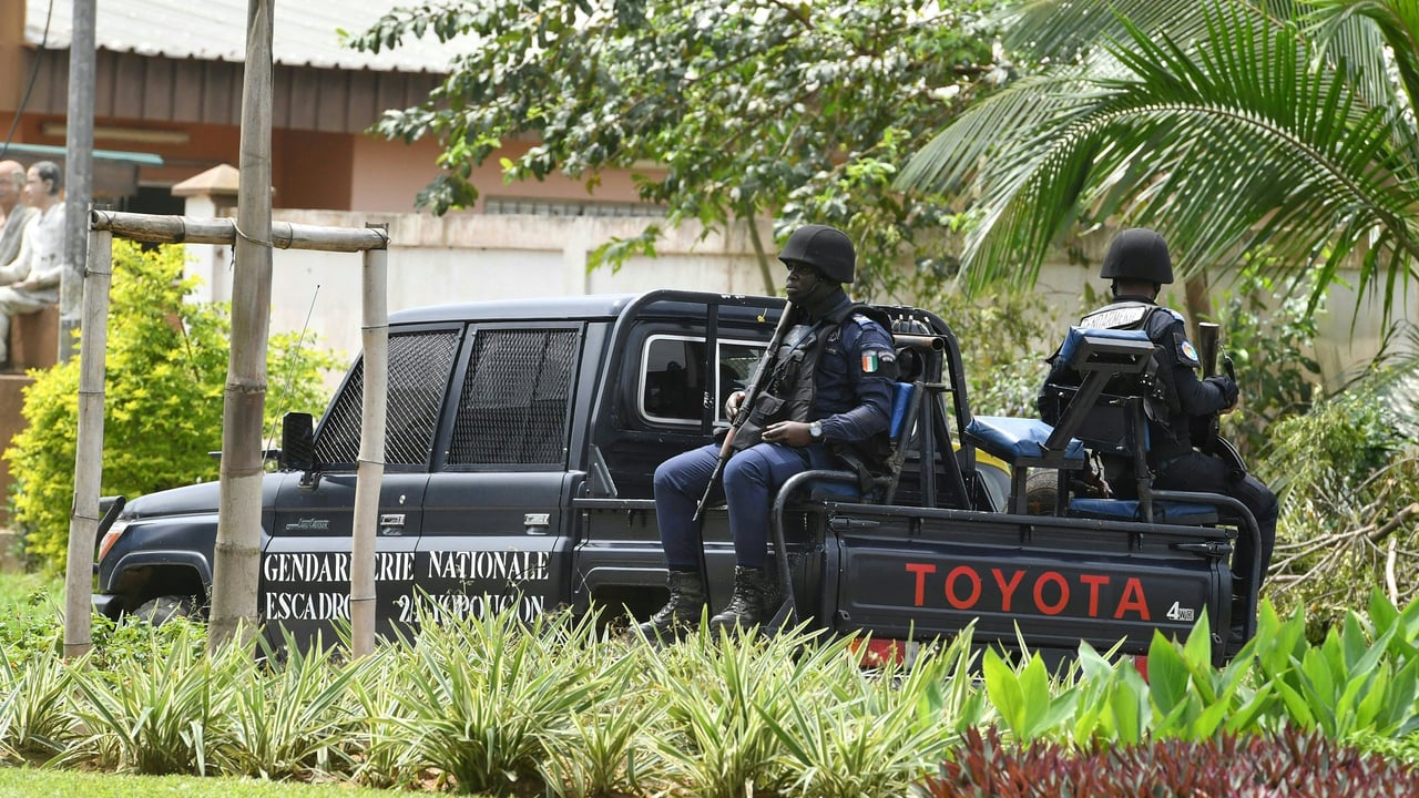 Côte d’Ivoire : un gendarme et un manifestant tués dans le Sud et le Centre-Ouest