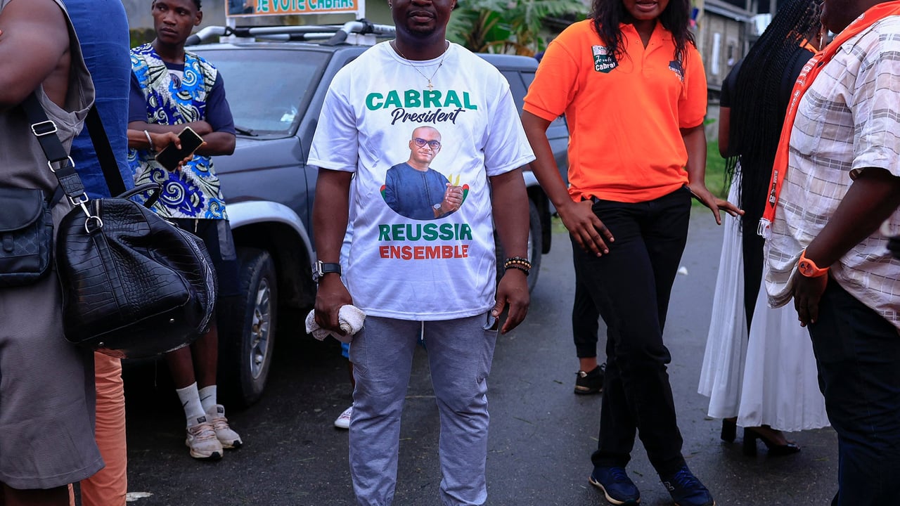 Présidentielle au Cameroun : Cabral Libii, une « vague orange » pour renverser le système Biya