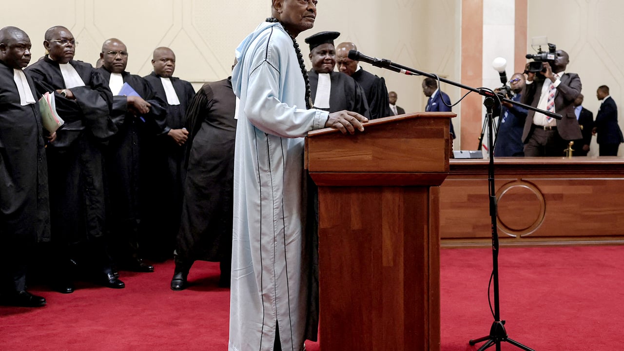 Mort d’Anicet Ekane au Cameroun : la famille rejette les conclusions de l’autopsie