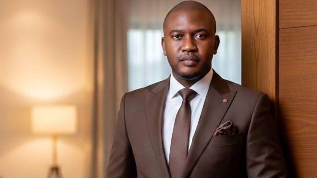 Cameroun – Chris Manengs : « L’exil d’Issa Tchiroma Bakary a été stratégiquement dévastateur »