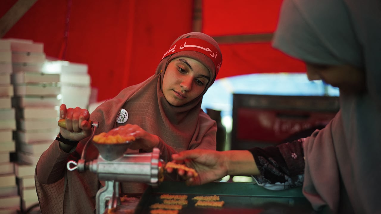 Tunis, Casablanca, Le Caire, Lagos… Que contient le panier de l’Aïd cette année ?