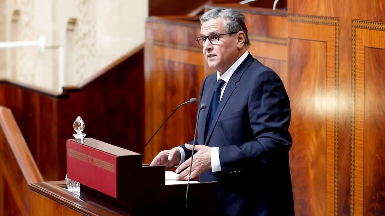 Devant le Parlement marocain, Aziz Akhannouch défend son bilan à cinq mois des législatives