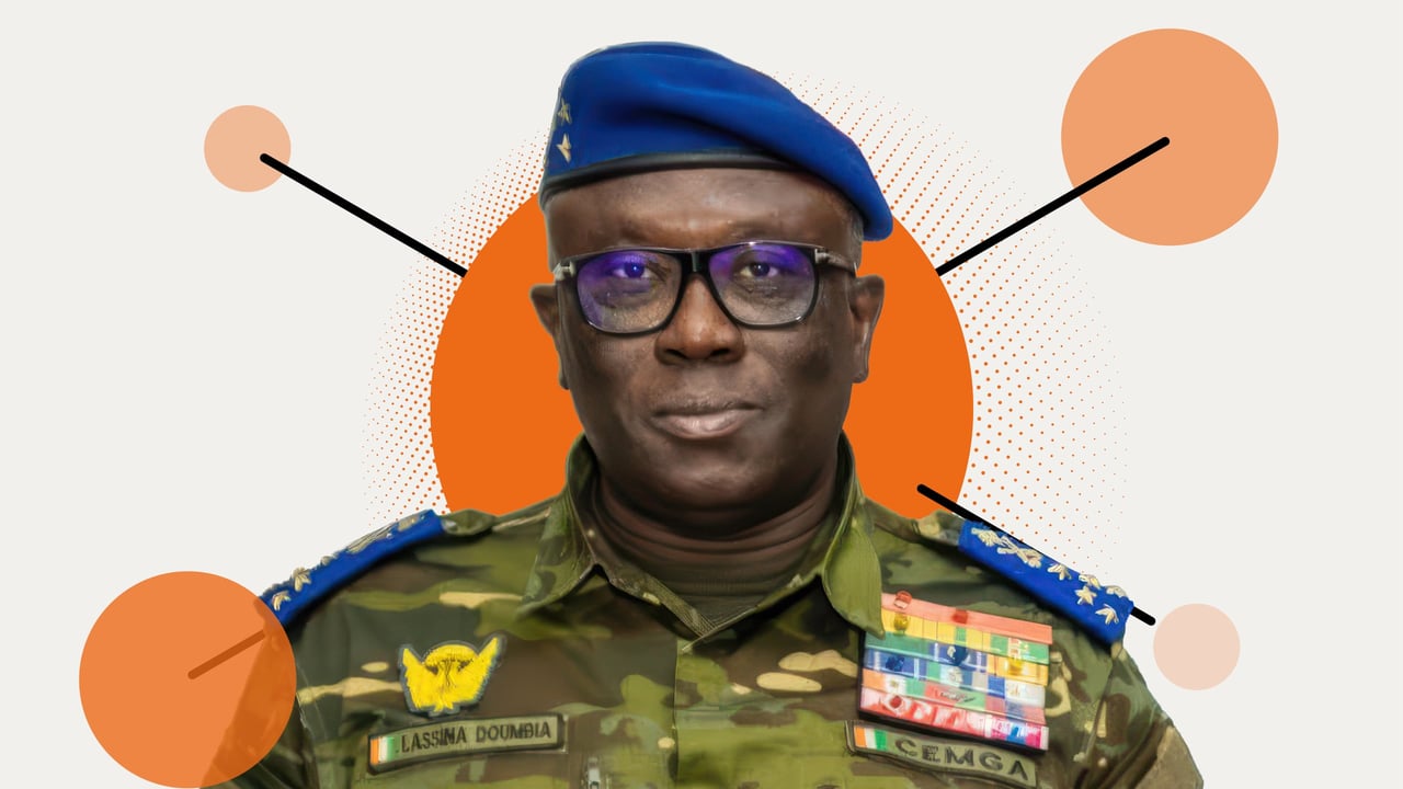 En Côte d’Ivoire, comment Lassina Doumbia, le chef d’état-major des armées, a tissé sa toile