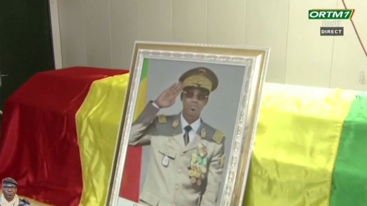 Assimi Goïta et le Mali rendent un dernier hommage sous haute sécurité à Sadio Camara