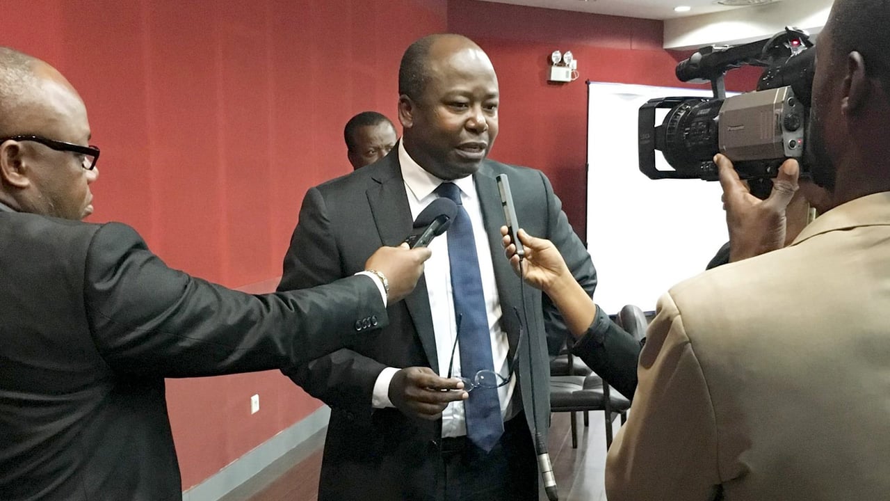 Gabon : le parti de Bilie-By-Nze dénonce une « opération politique »