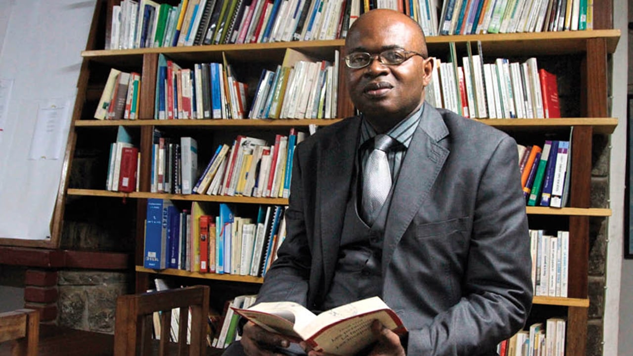 Owona Nguini, ou l’itinéraire d’un opposant devenu pro-Biya et ennemi de Kamto