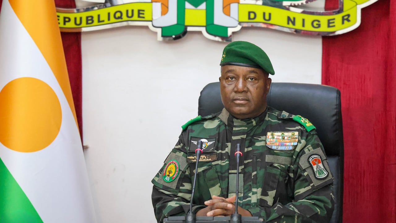 Au Niger, la junte assume avoir suspendu 3 000 ONG en 2025 au nom d’un « assainissement »