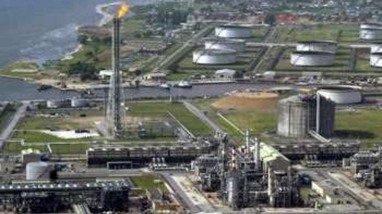 Shell Dubec Shell déclare l’état de « force majeure » après le sabotage d’un oléoduc