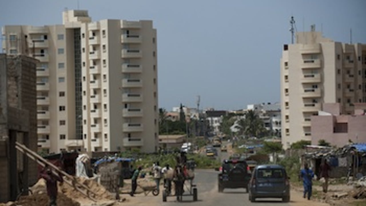 Dakar : le fossé entre banlieue et centre-ville se creuse