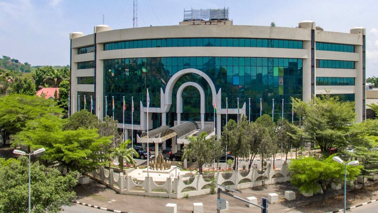 La Cedeao « encourage » le Sénégal à « rétablir » le calendrier de la présidentielle