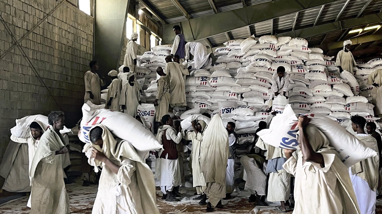 Aide humanitaire : faute de fonds, l’ONU revoit son plan mondial à la baisse