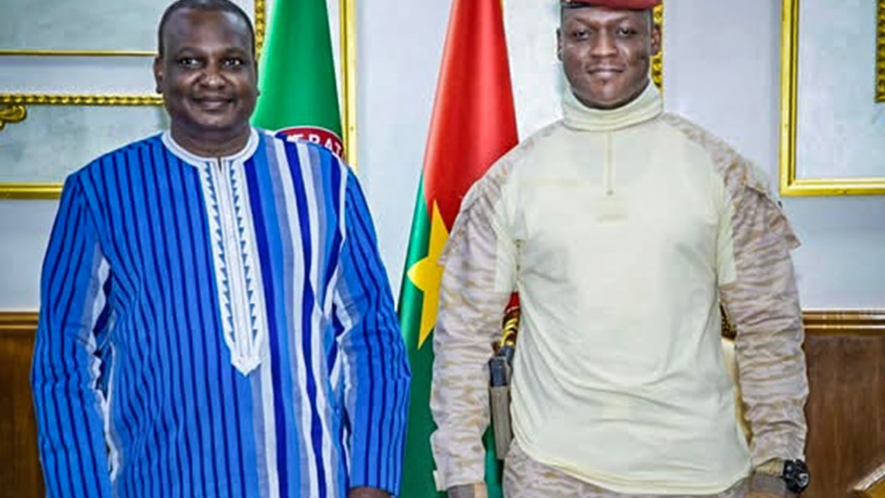 Fake news et campagne d’influence : comment l’AES s’invite dans la présidentielle ivoirienne