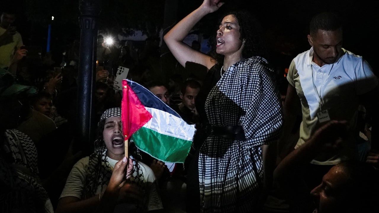 À Sidi Bou Saïd, les attaques contre la flottille pour Gaza indignent et inquiètent les Tunisiens