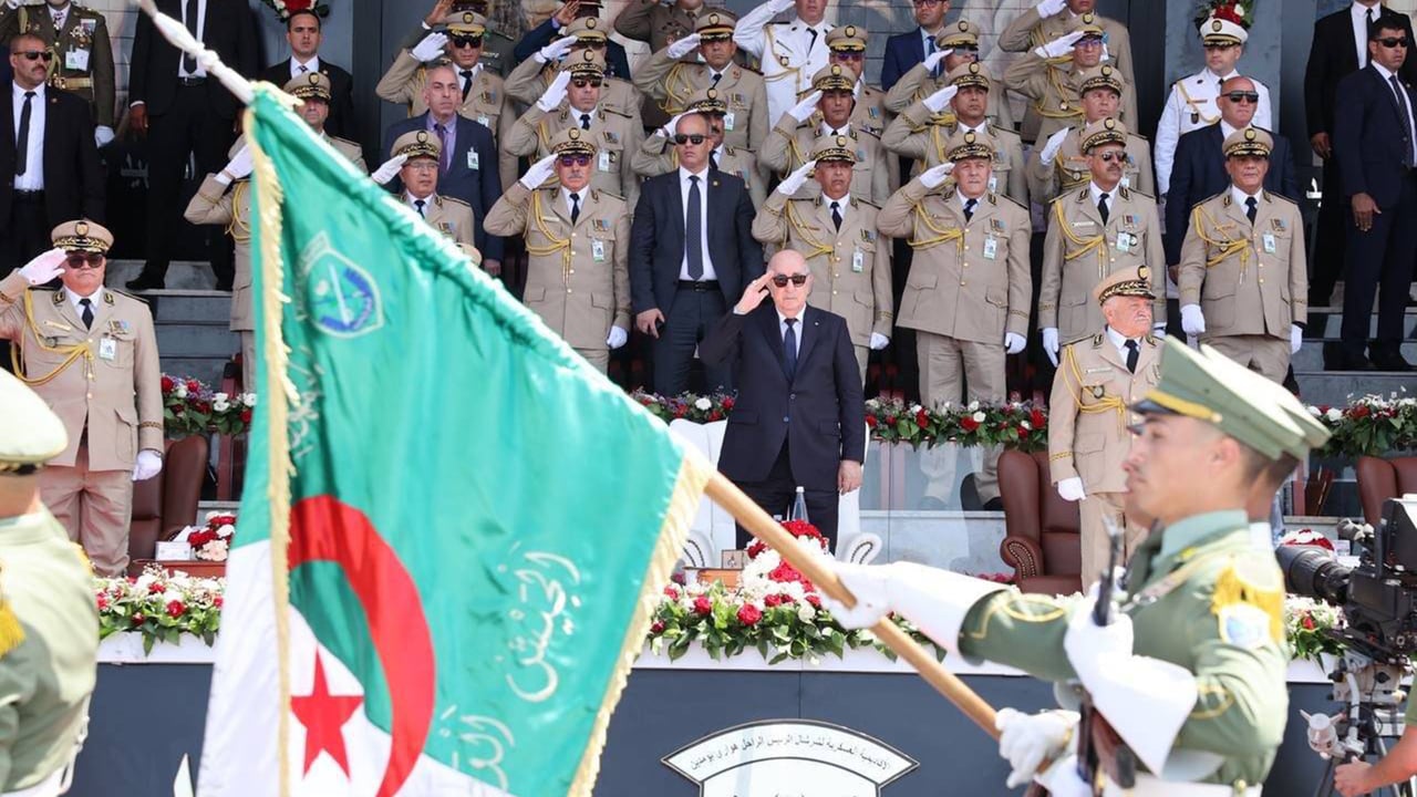 Algérie : la traque du général Nacer El Djinn replonge le pays dans la psychose