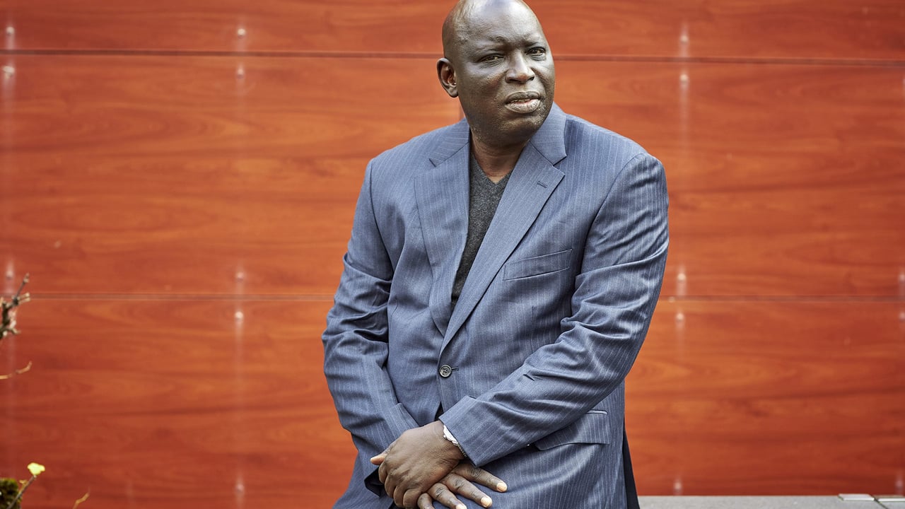 Comment Madiambal Diagne, patron de presse influent, est devenu l’un des hommes les plus recherchés du Sénégal