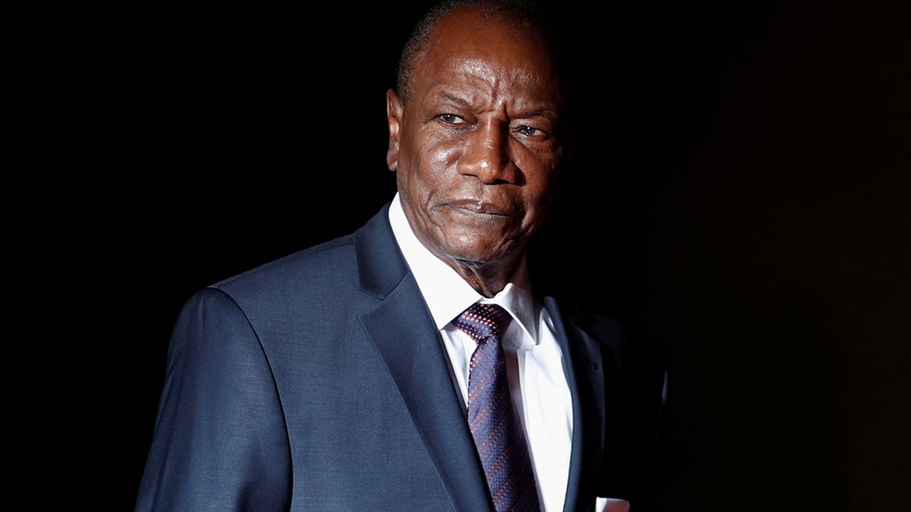En Guinée, discrètes purges dans l’entourage d’Alpha Condé