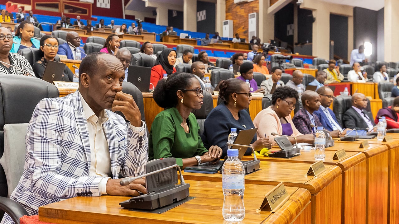 Et si les femmes prenaient (enfin) le pouvoir ? – par François Soudan