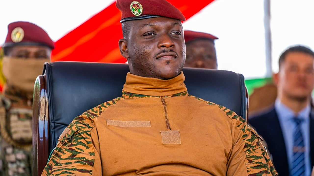 Tentative de coup d’État et aveux télévisés : au Burkina Faso, la nouvelle stratégie d’Ibrahim Traoré