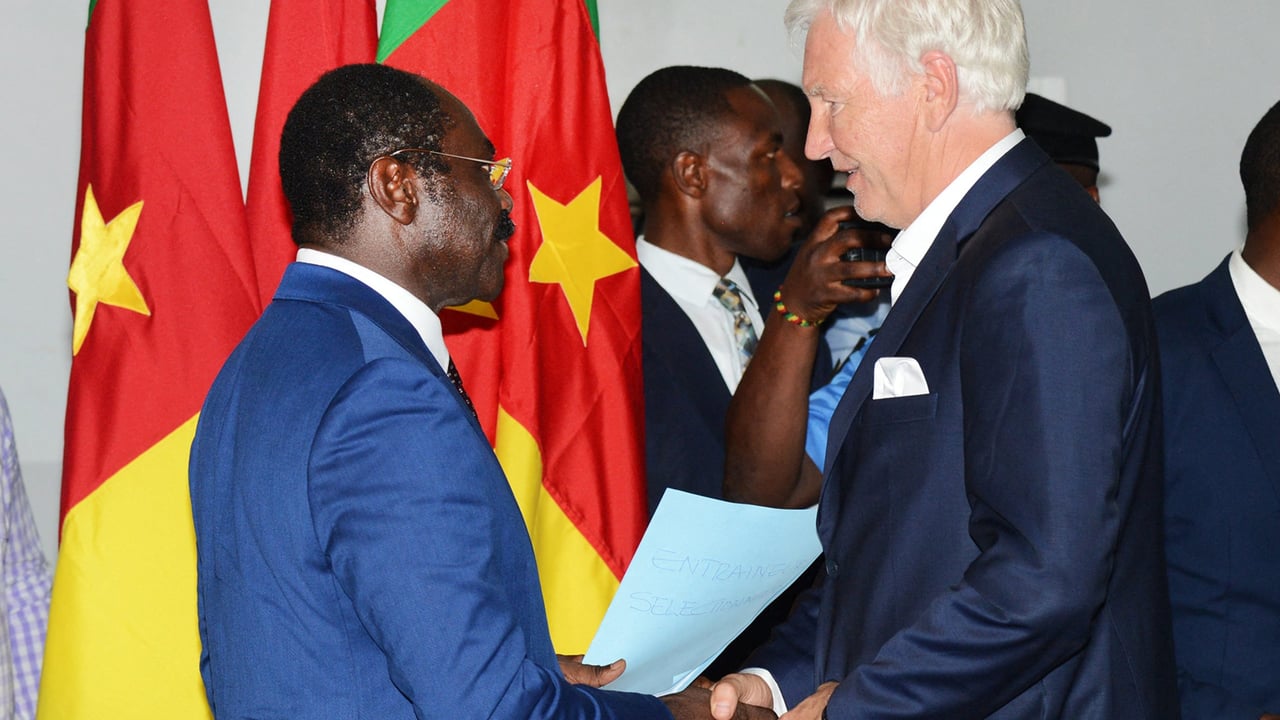 Cameroun : Marc Brys continue-t-il de toucher son salaire malgré son éviction ?