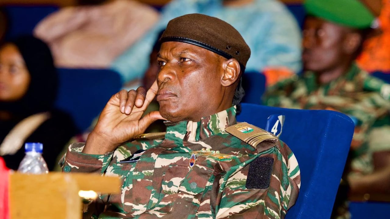 Le Niger va « entrer en guerre avec la France », menace le général Amadou Ibro