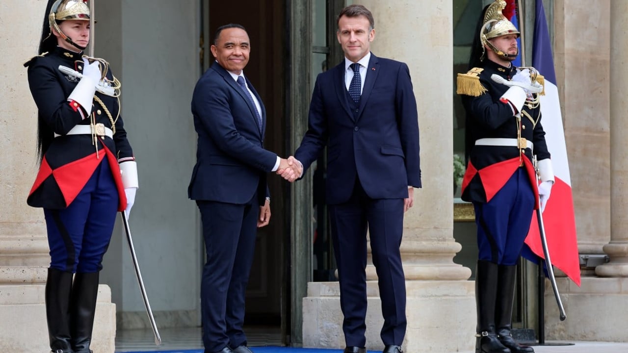 Madagascar : la France d’Emmanuel Macron tente de rattraper l’avance russe