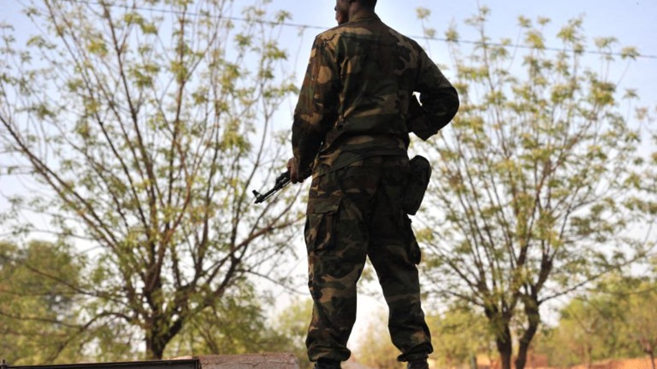 Mali : ce que l’on sait de l’offensive des groupes armés sur Bamako, Kidal et Gao