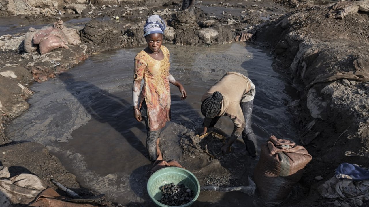 En RDC, le gouvernement crée une « garde minière » de paramilitaires pour sécuriser les sites d'extraction