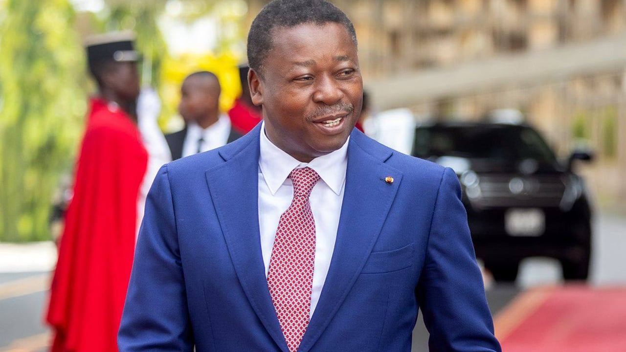 Togo : la Ve République de Faure Gnassingbé, un nouveau costume pour un pouvoir intact