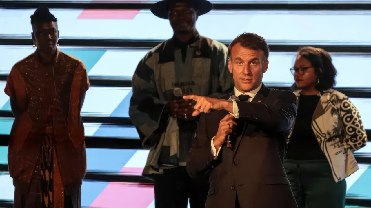 Afrique-France : Macron, ou l’art de changer de pied – par Marwane Ben Yahmed